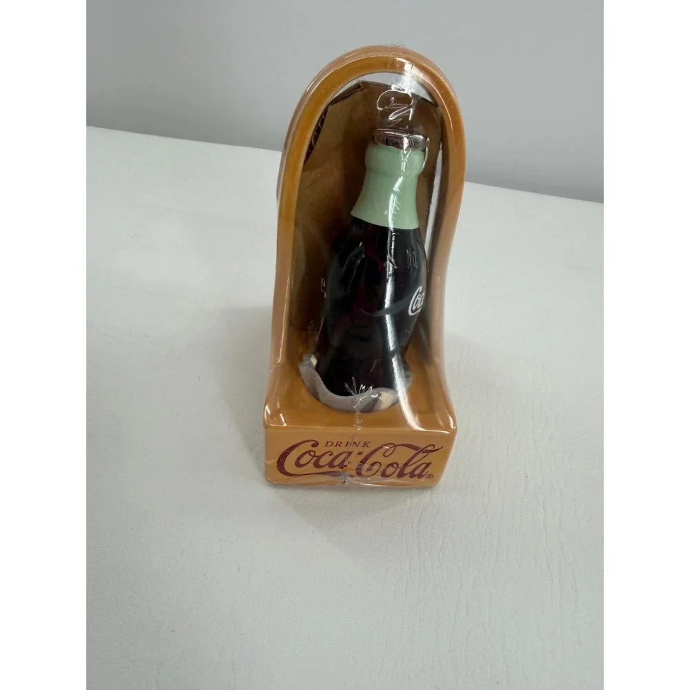 Coca-Cola Salt and Pepper Shakers Set Bottle Caddy 2002 Sakura New